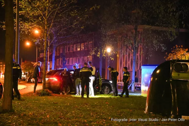 Arrestatieteam actief in Hilversum, aanhouding op Mickelerstraat