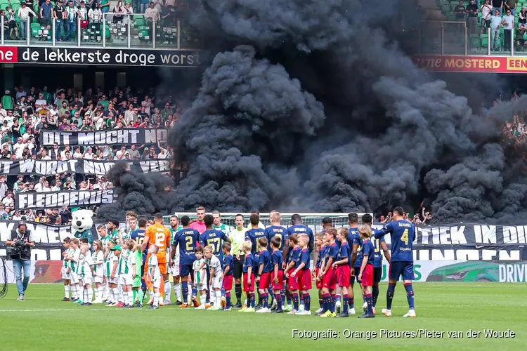 FC Groningen-Ajax binnen tien minuten gestaakt