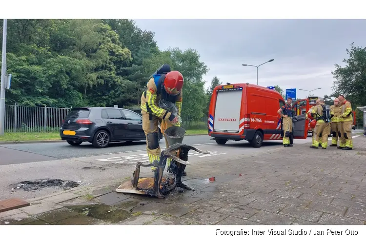 Stoel in brand op aanhanger (Hilversum)