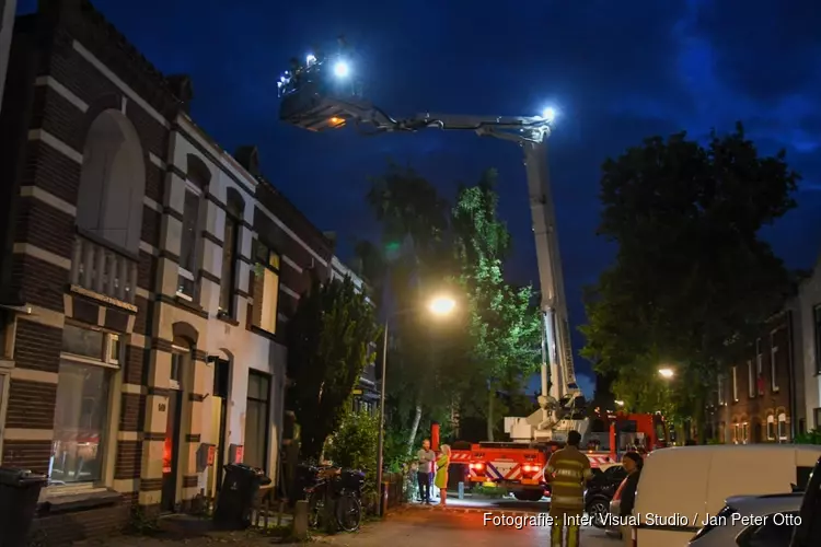 Inbrekersduo in de kraag gevat door krakend geluid op dak