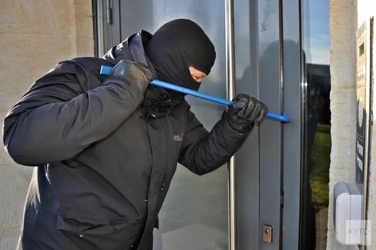 Politie vat woninginbreker in de kraag in Hilversum