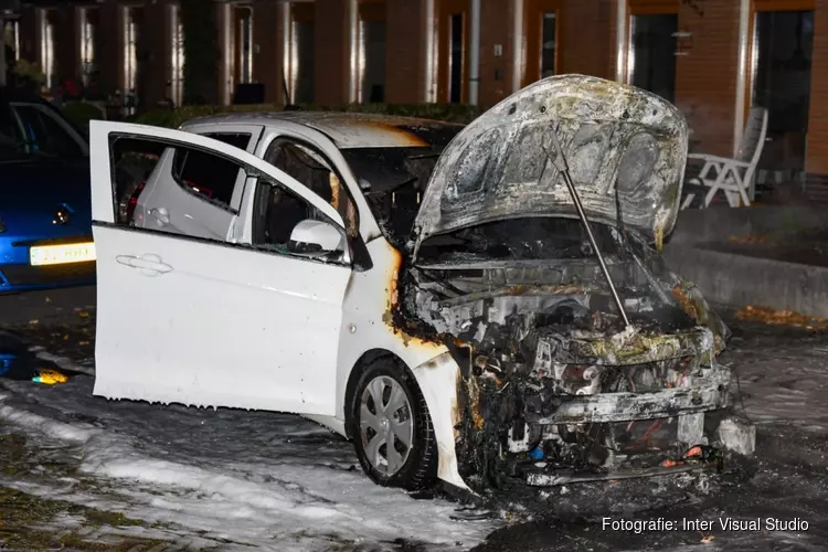 Alweer een auto in brand in Hilversum