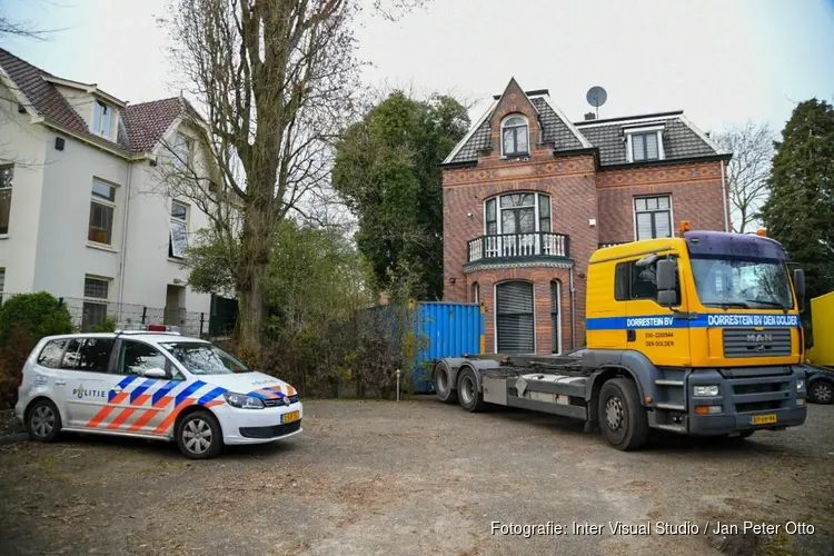 Grote hennepkwekerij in Hilversum aangetroffen